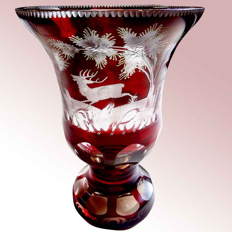 Vase en cristal de Bohème gravé 1880 th