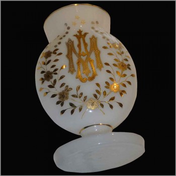Geemailleerde vintage vaas in witte opaline Napoleon III
