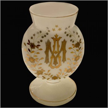 White enamelled opaline vase from the Napoleon III period