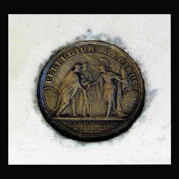 medallon de marmol    en alto relieve