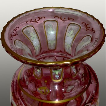 Art Nouveau pink crystal vase