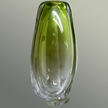 Vase vintage vert de chine en cristal du Val Saint Lambert-René Delvenne