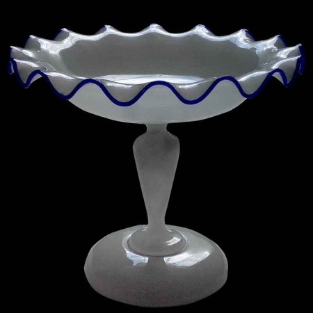 Coupe en opaline savonneuse Charles X