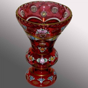 Antieke Boheemse cranberry kristallen vaas
