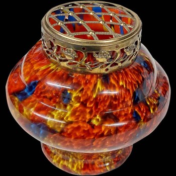 Jarrón de cristal multicapa estilo Art Déco de Kralik, color naranja.
