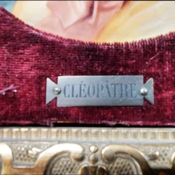 peinture porcelaine cleopatre 1897 signee tauty lyon cadre dore ancien
