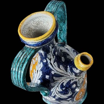 Montelupo-Ziegenfigur, italienische Keramik, antike polychrome Rankenverzierung