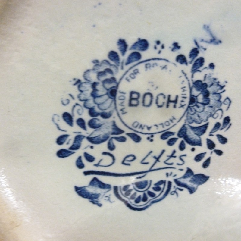 Vase en faïence Delft Boch