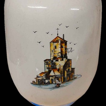 Antike holländische Vase, handbemaltes Steingut, Medemblik, Hafenszene