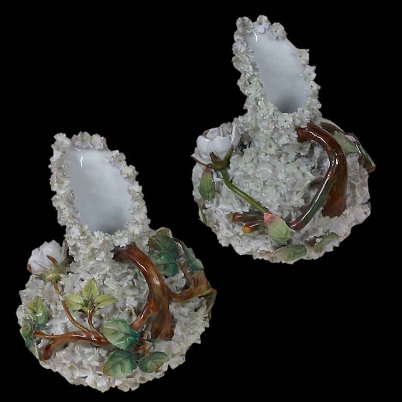 Pair of 19th Century German Porcelain Vases: Historical Elegance.