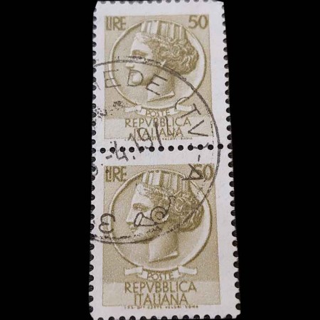 Timbres Syracuse 50 lires de la série Italia Turrita Siracusa