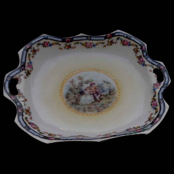 Plat à gâteaux en porcelaine royale Vienne circa 1900