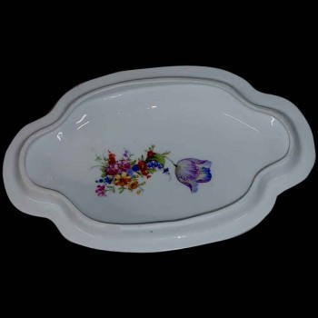 bombonera de porcelana, estilo alemán.