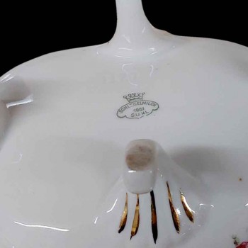 Bombonera de porcelana alemana circa 1920