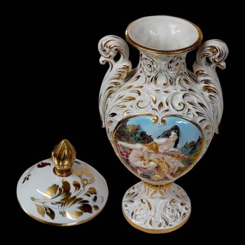 Jarrón de porcelana con tapa firmado Capodimonte Italia