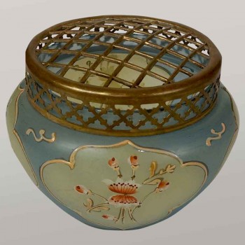 Florero Art Nouveau de cristal opalino, alrededor de 1900