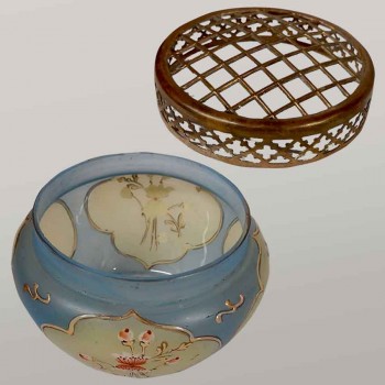 Florero Art Nouveau de cristal opalino, alrededor de 1900
