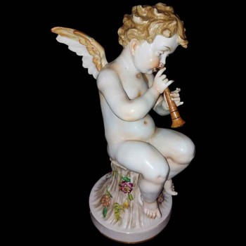 Pair of musician putti from Capodimonte, 19th century
