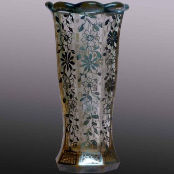 Saint Grail Art Deco crystal vase circa 1930