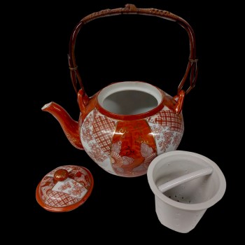 Fine Japanese Kutani porcelain tea set