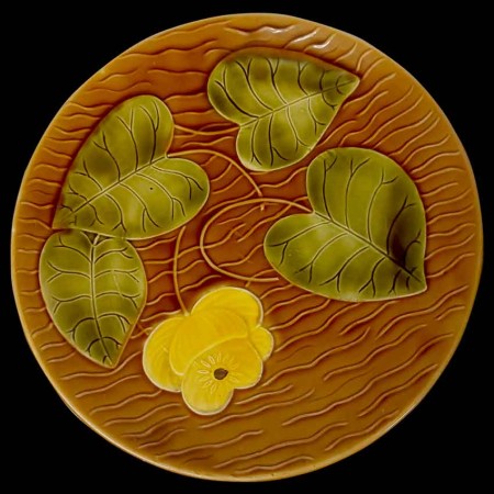 Plato de Sarreguemines, Francia, periodo 1920-1950