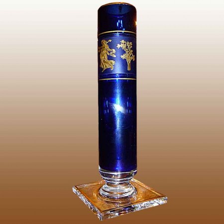 Sontuoso vaso Val Saint Lambert in cristallo blu e oro 24 carati decoro Danza di Flora