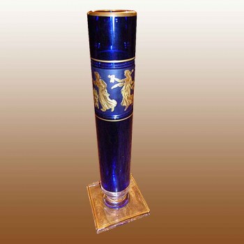 Sumptuous Val Saint Lambert vase in blue crystal and 22-carat gold Dance of Flora decoration