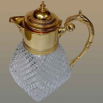 Decanter in cristallo tagliato attribuito a Edward Latham