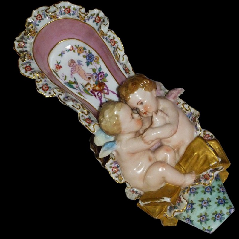 Porcelaine Meissen polychrome et or 18 eme siècle Porcelaine Meissen polychrome et or 18 eme siècle