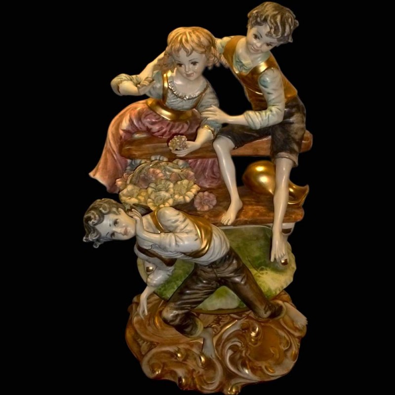 Groupe en porcelaine italienne Capodimonte pastoral Groupe en porcelaine italienne Capodimonte pastoral