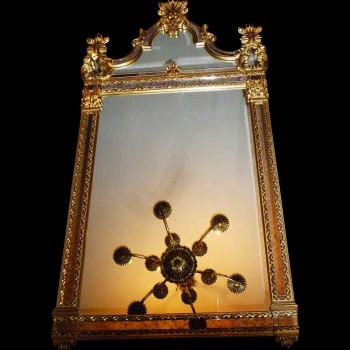 specchio in legno dorato in stile Luigi XV con foglia d'oro
