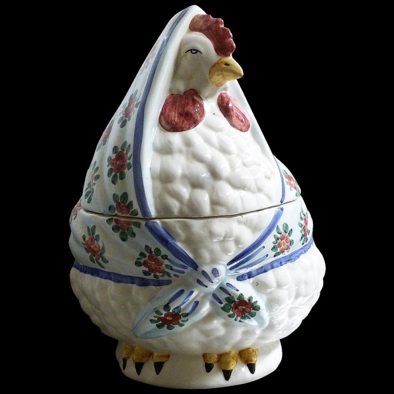 Terrine trompe l'oeil covered in 19th century porcelain Terrine trompe l'oeil covered in 19th century porcelain