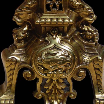 Paire de chenets    en bronze XVIII eme siècle
