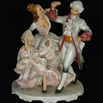 porcelana capodimonte italiana (minuetto) del siglo XIX