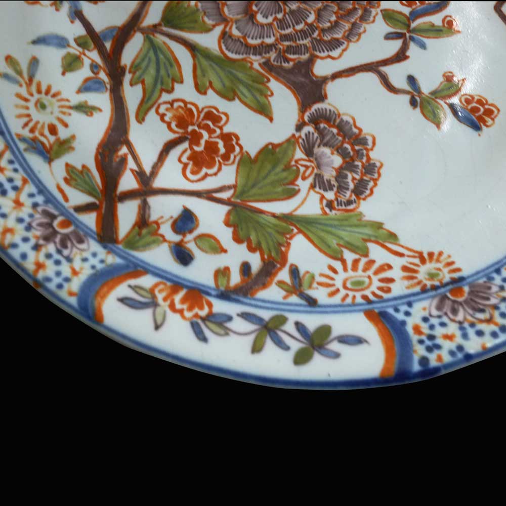 Assiette en faience de Delft 18 eme siecle 1710