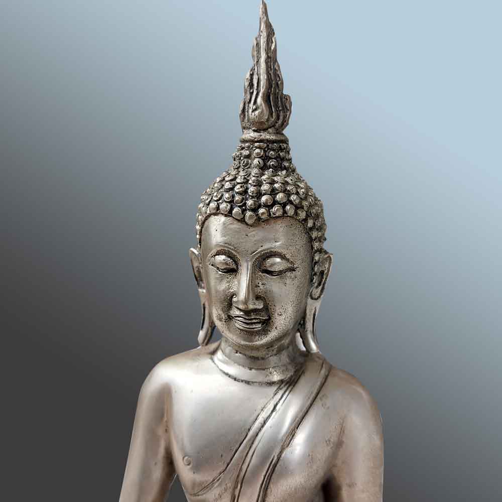 Thailändische Buddha-Bronzeskulptur