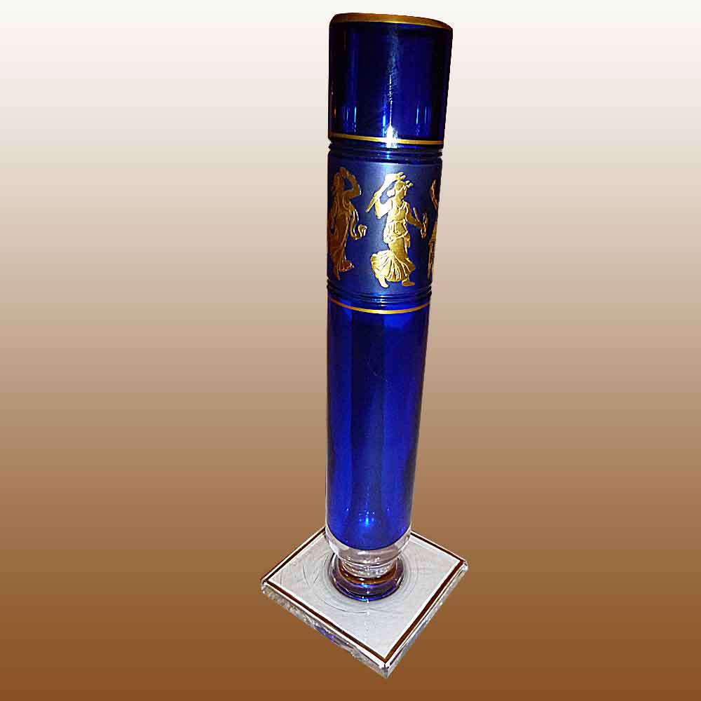 Sumptuous Val Saint Lambert vase in blue crystal and 24-carat gold Danse de Flore decoration