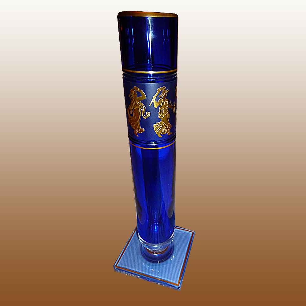 Sumptuous Val Saint Lambert vase in blue crystal and 24-carat gold Danse de Flore decoration