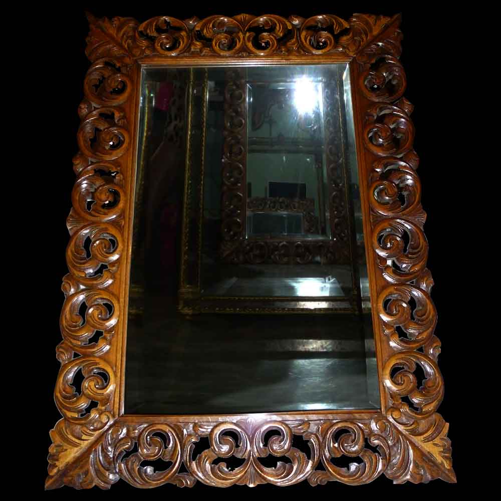 Miroir baroque en bois sculpté XIX siècle