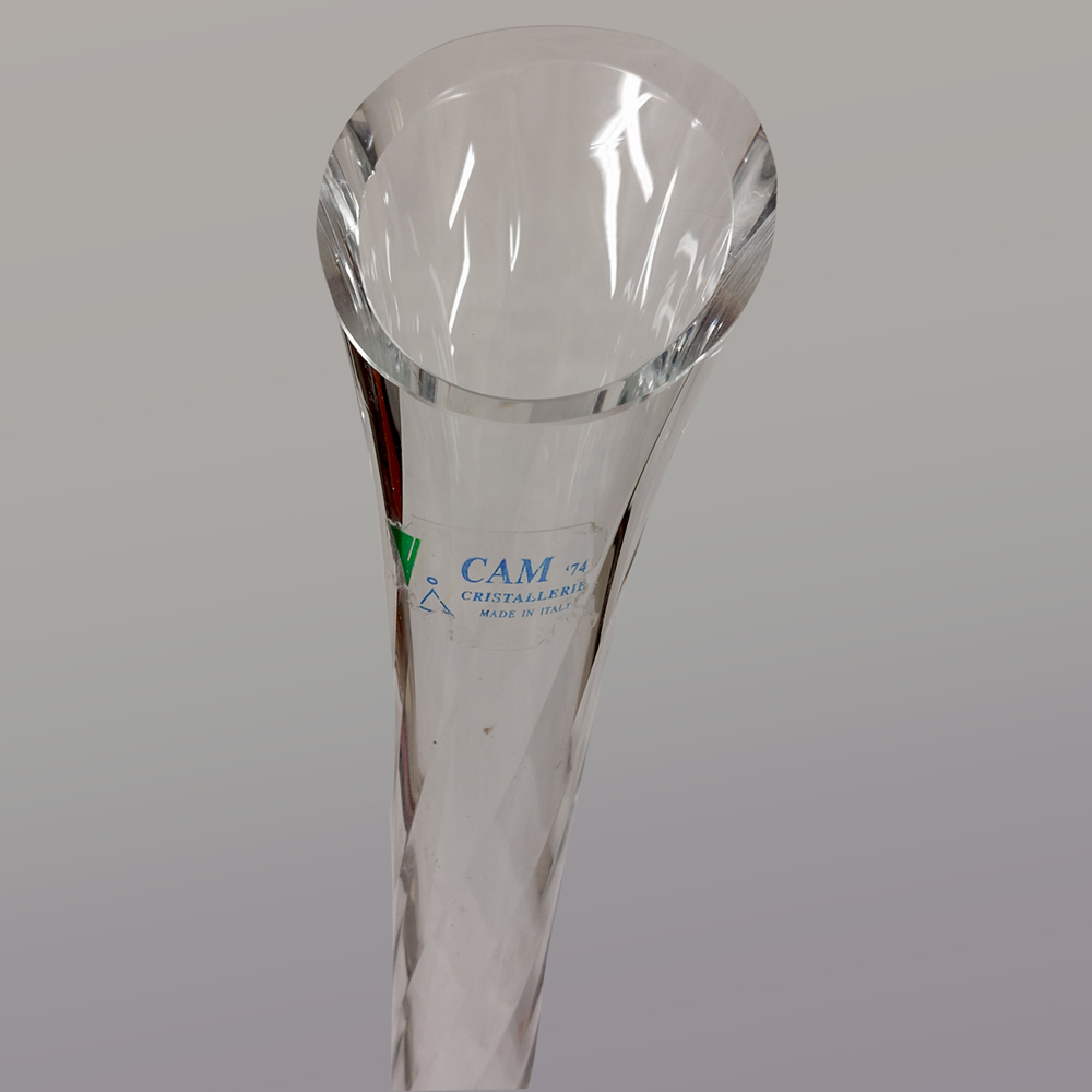 Vaso a bocciolo in cristallo italiano su base in argento