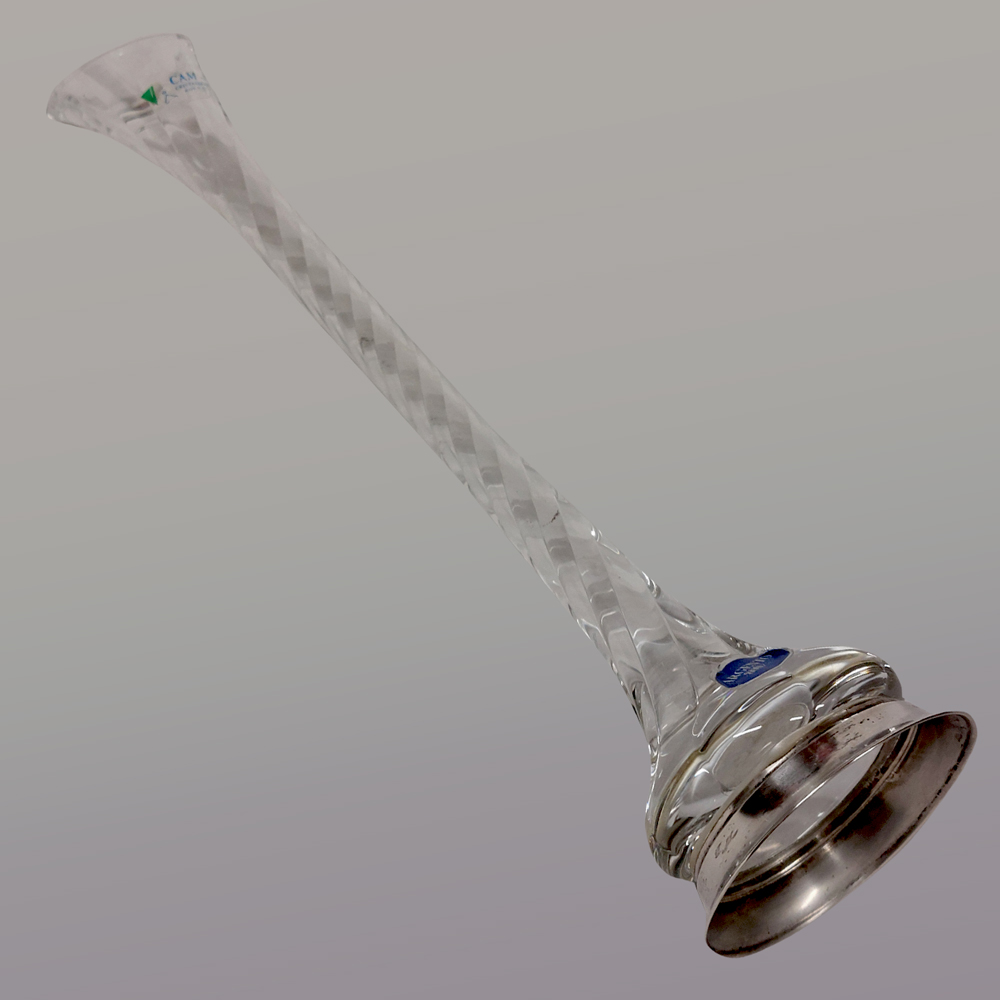 Vaso a bocciolo in cristallo italiano su base in argento