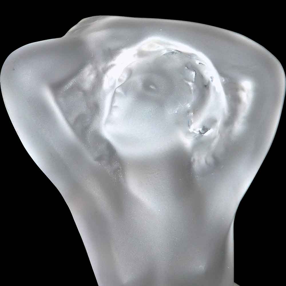 Lalique,statuette feminine sensuelle XX siecle