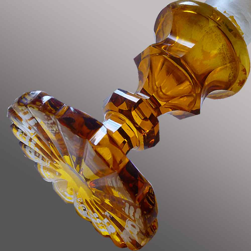 Cristallo di Boemia, vaso a cono di cristallo del XIX secolo