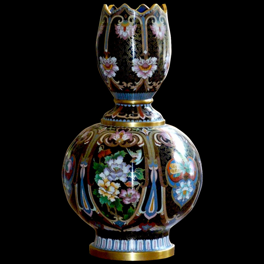 Vase chinois émaux cloisonnés de forme ovoide