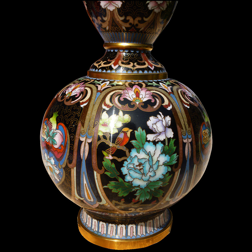 Vase chinois émaux cloisonnés de forme ovoide