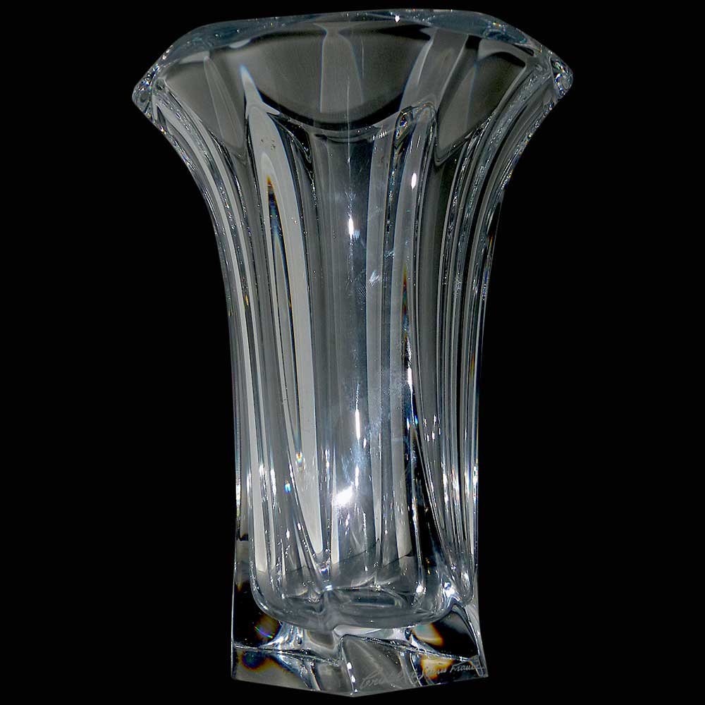 vase en cristal de sevres signe soufflè bouche