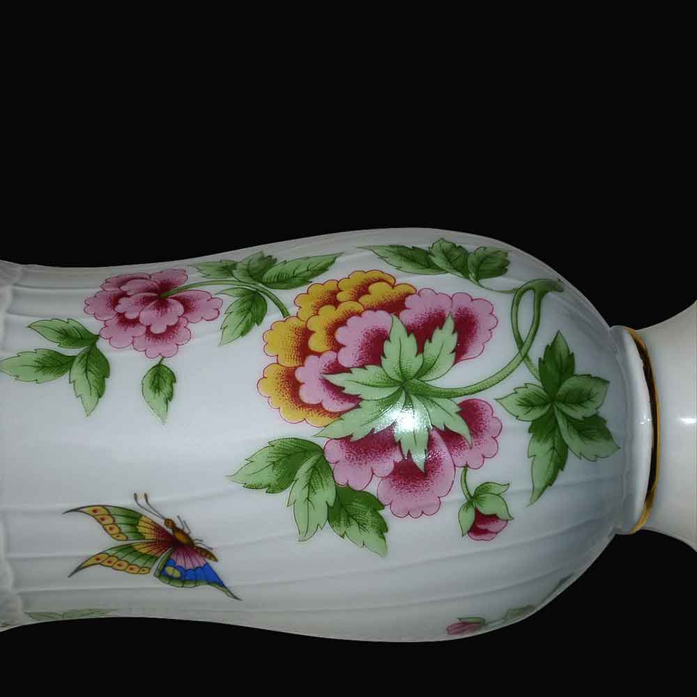 Vase en porcelaine de Herend (Hongrie)