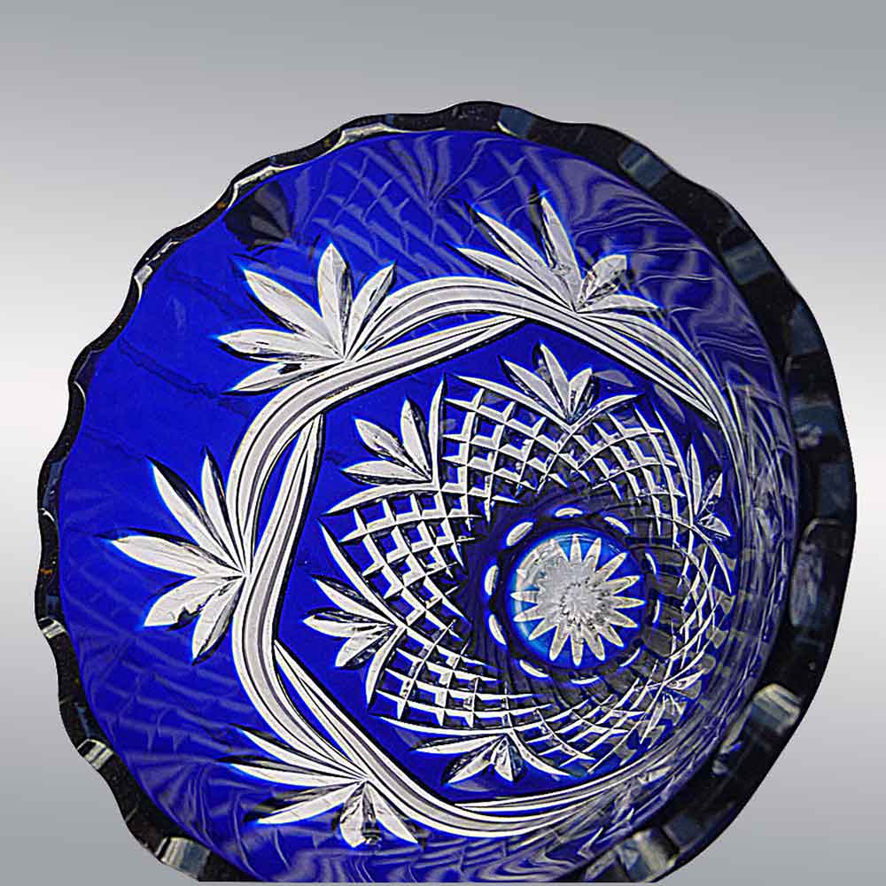 Saint Louis France vase en cristal taille et double bleu cobalt modele Andover