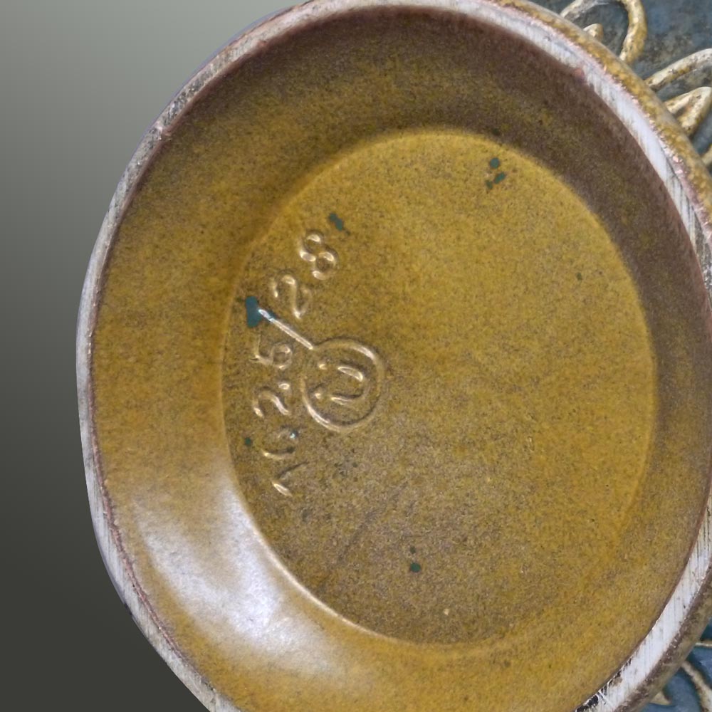 Ceramica nell'antico periodo fiat lavico tedesco.