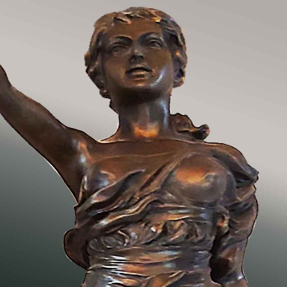 Sculpture en bronze allégorie de la victoire fin XIXème siècle